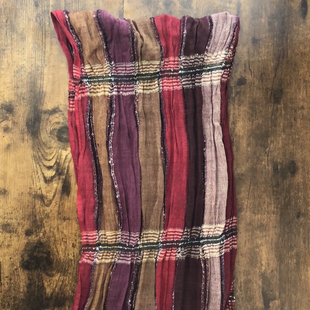 Scarf - Picture 4 of 4